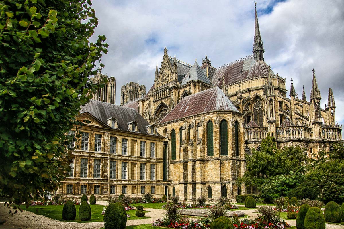 ¿Qué ver y hacer en Reims?  ¡10 visitas que no debe perderse!