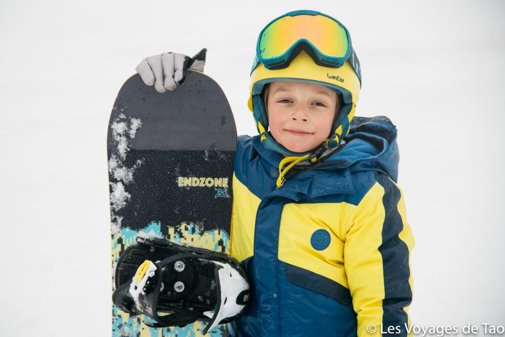 Como hacer que su hijo comience a hacer snowboard
