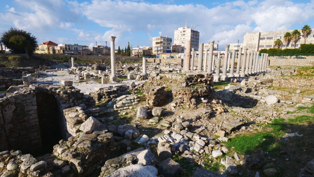 Las antiguas ruinas romanas del sitio arqueológico de Al Mina en Tiro, Líbano