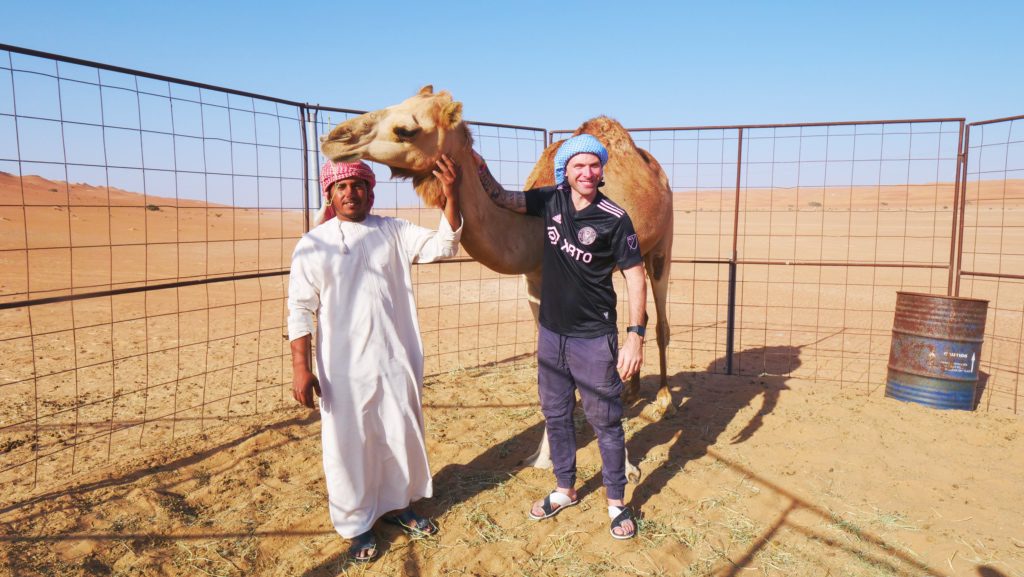 Encuentro con camellos locales