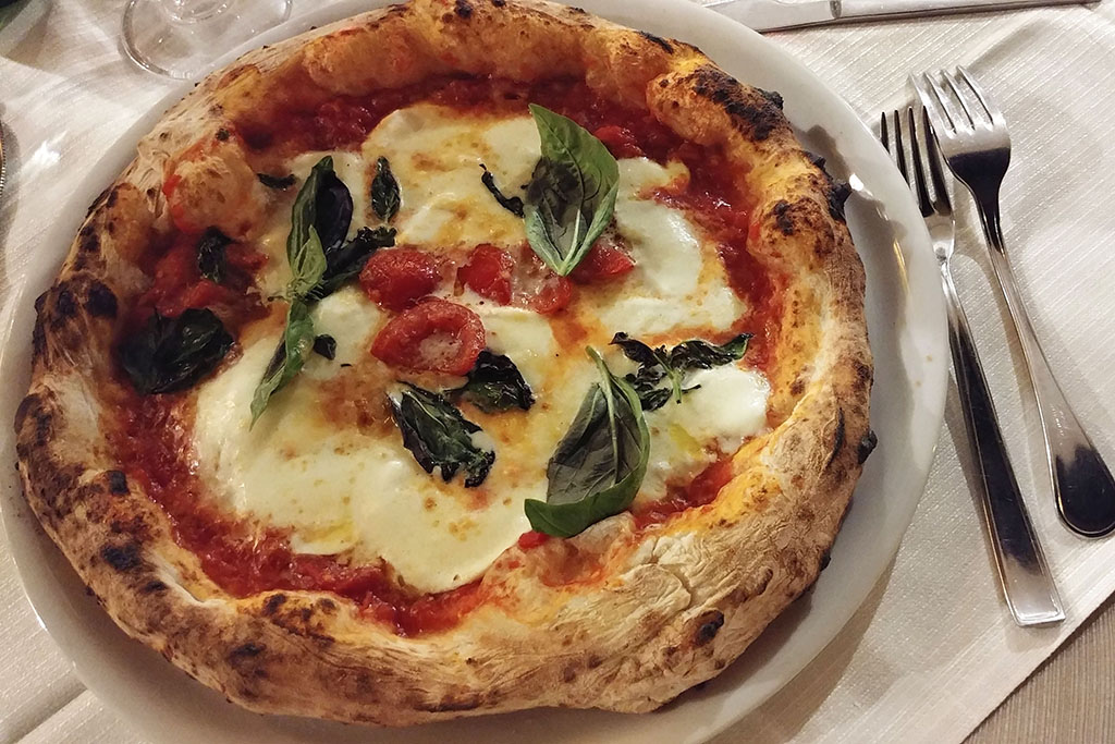 pizzeria nápoles